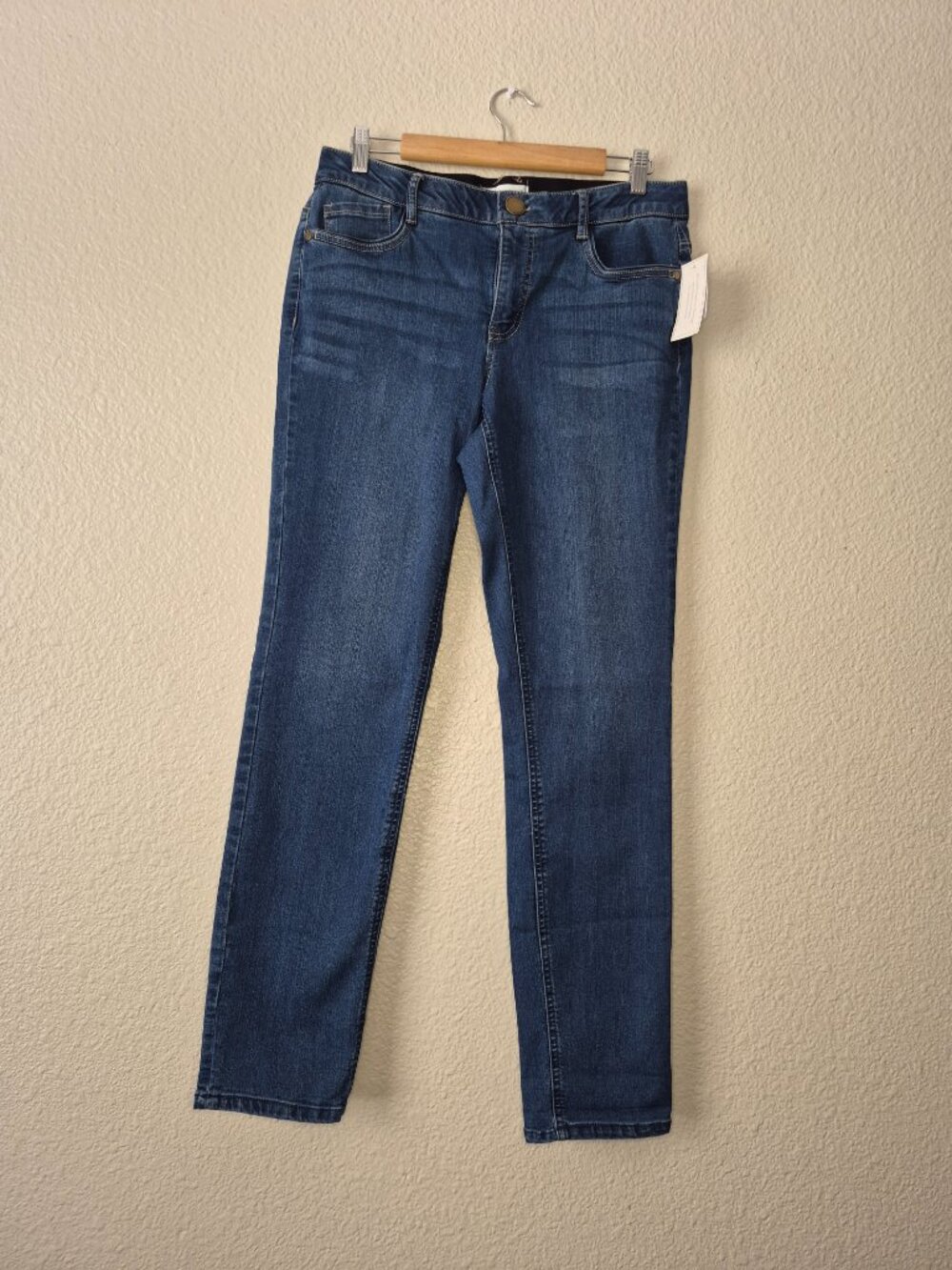 NWT Christopher And Banks Women's Straight Leg Jeans W/ Gold Accents Size: 10